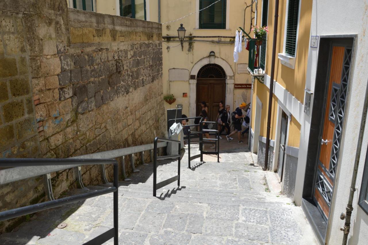 Starhost - Minerva Suite Salerno Exterior foto